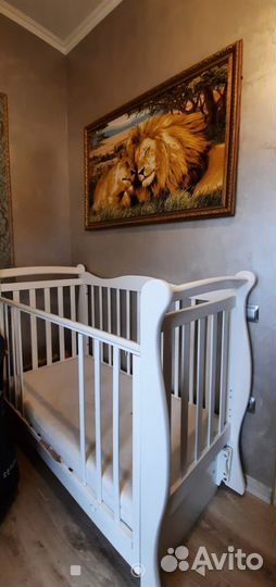 Детская кроватка