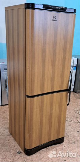 Холодильник Indesit