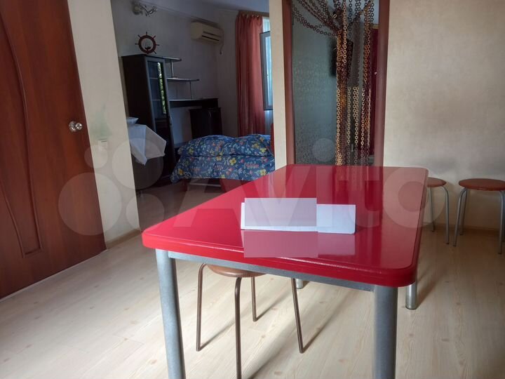 2-к. квартира, 46 м², 3/3 эт.