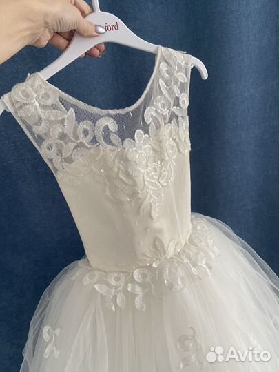 Поатье пышное для девочки 134-146