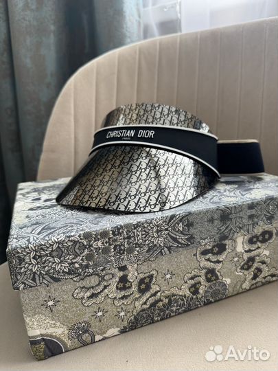 Козырек от солнца женский