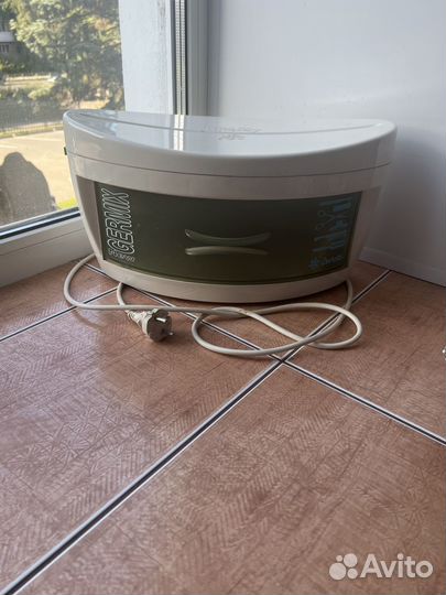 Стерилизатор для парикмахерских инструмента