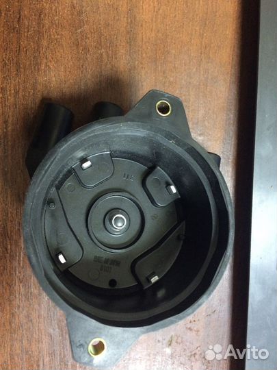 Крышка трамблера Mazda FE