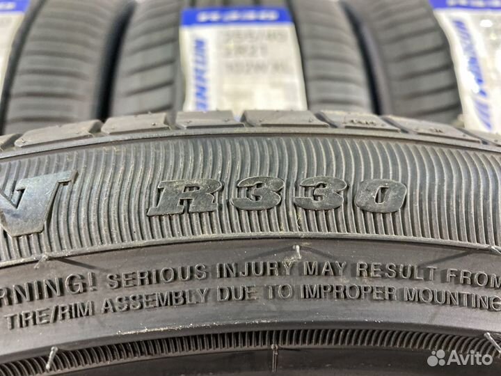 Winrun R330 255/40 R21 104Y