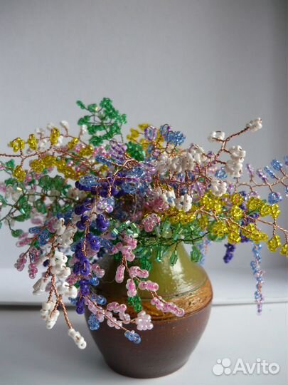 Цветы /букет из бисера 15 см. в вазе