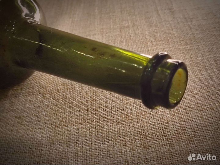 Бутылка Carl Petereit A G раскопок Königsberga