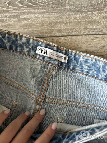 Джинсы zara