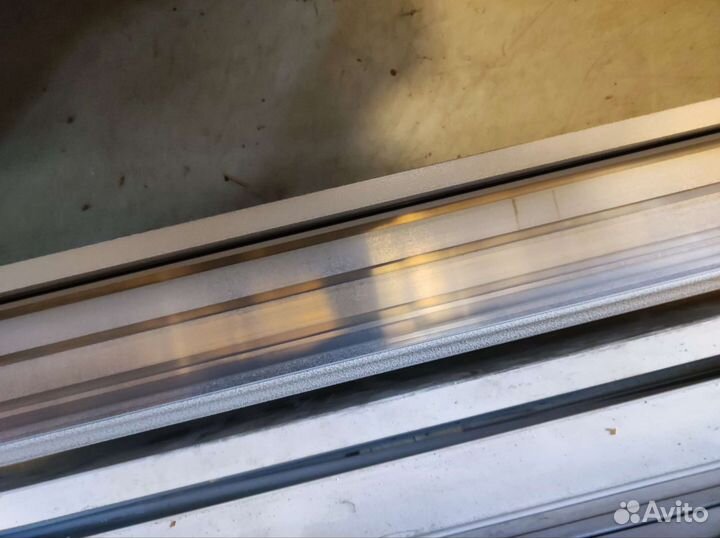 Карниз потолочный алюминиевый трехрядный