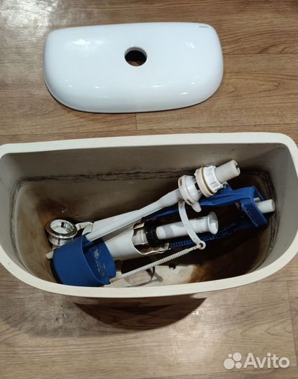 Бачок для унитаза бу