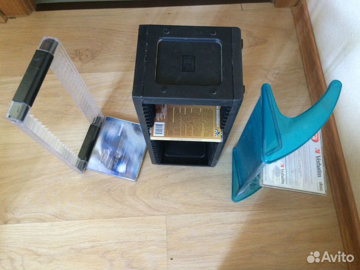 Подставка для дисков