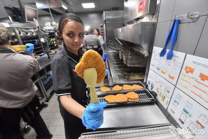 Помощник повара вкусных закусок (на полдня)