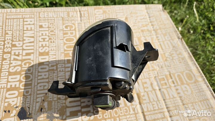 Фара противотуманная (птф) (противотуманка)