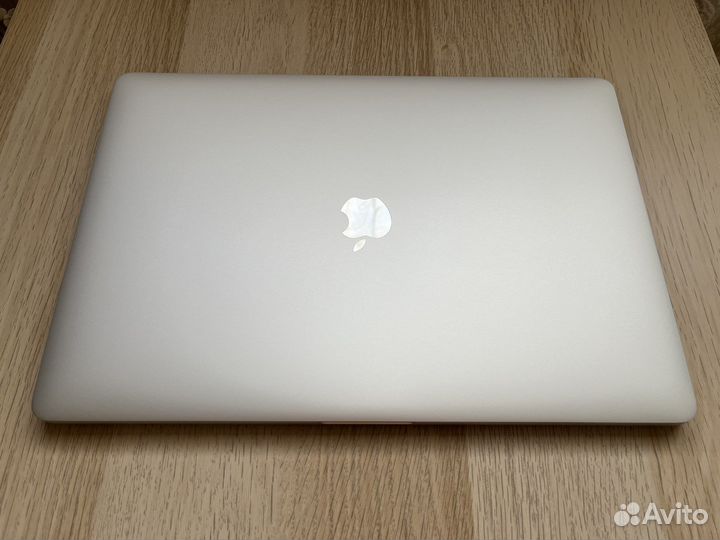 Apple MacBook Pro 15 2017 16/512