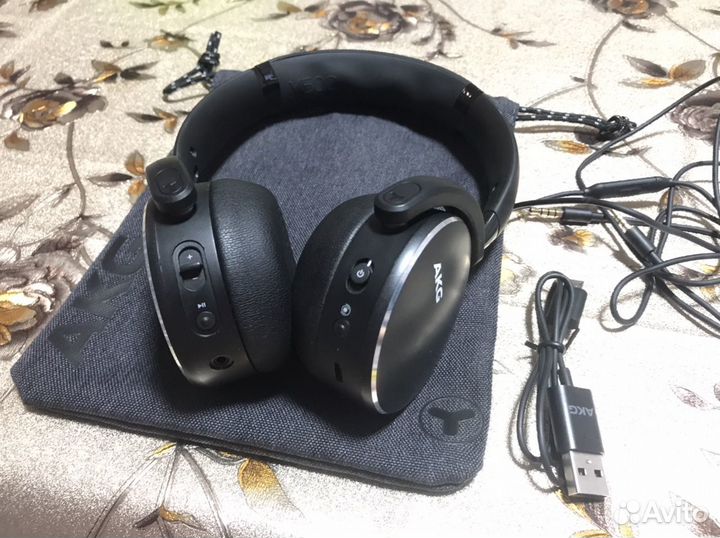 Беспроводные наушники