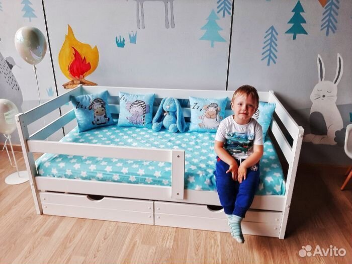 Кроватка софа высокий борт детская из натурального