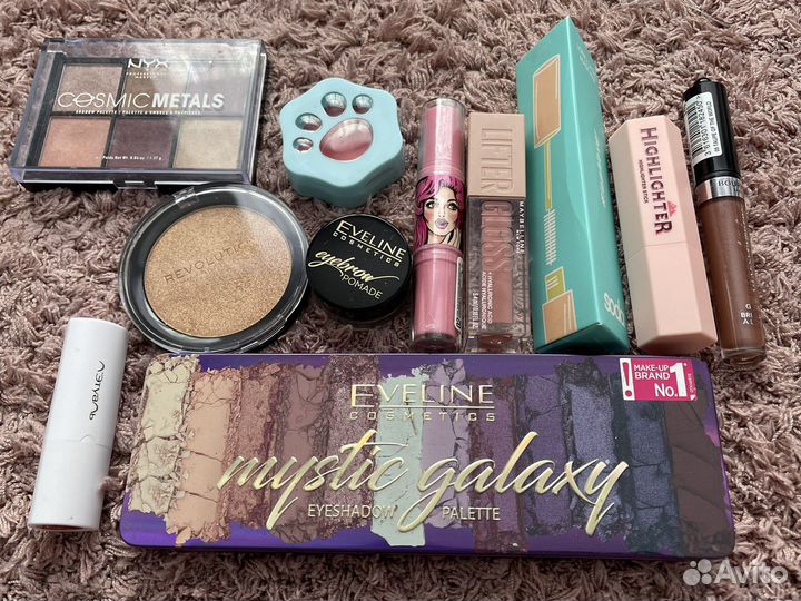 Набор косметики пакетом