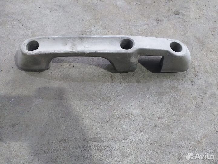 Ручка решетки радиатора левая \DAF