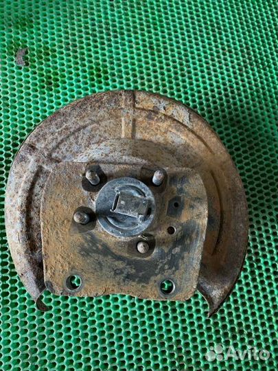 Ступица задняя правая Opel Astra H Z18XER 2007