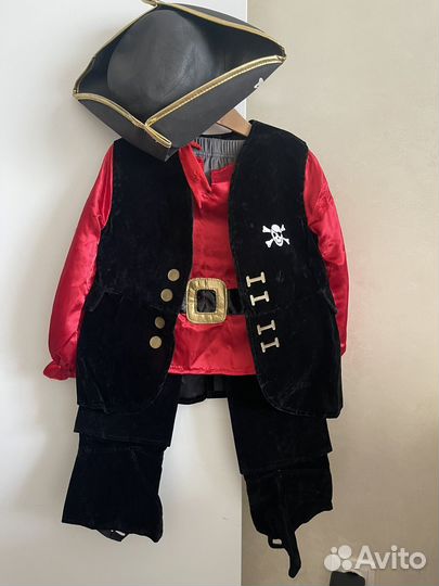 Кареавальеый костюм пирата ELS