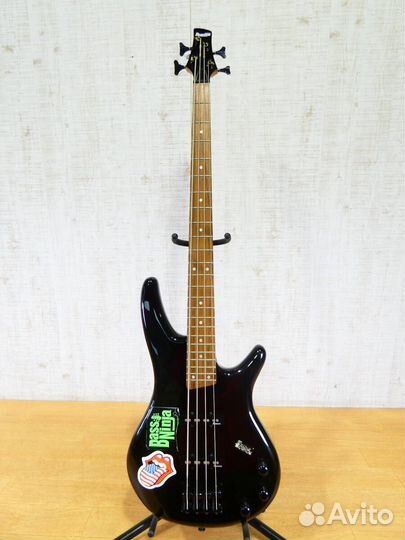 4-9-60. Ibanez Gio bass blk
