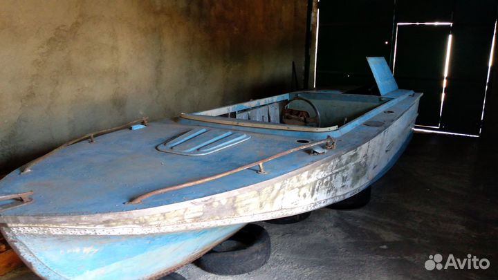 Продам катер Амур М