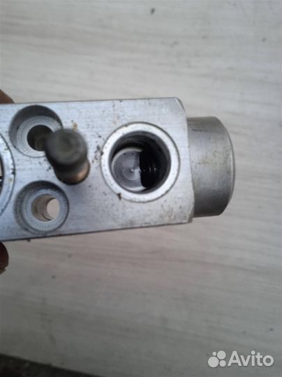 Клапан кондиционера Mercedes Benz W211 E-Klasse 2