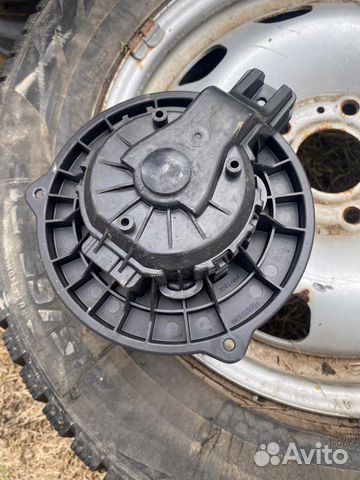 Моторчик печки Kia Rio 3 solaris