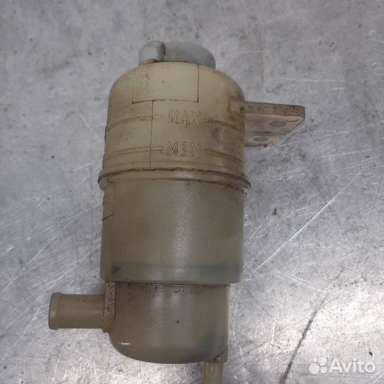 Бачок гидроусилителя Mitsubishi Pajero Sport 2