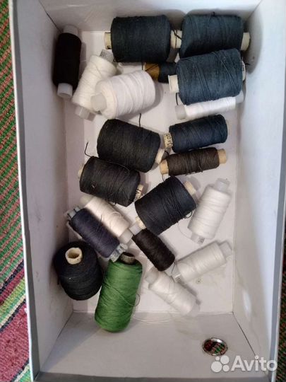 Нитки швейные