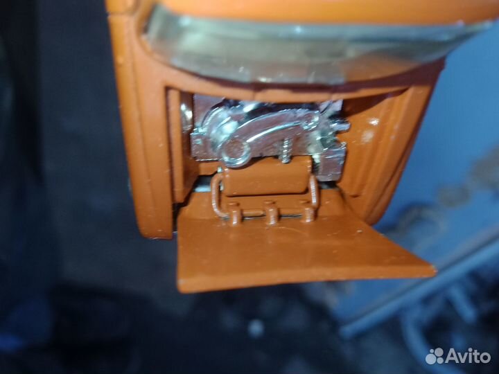 Продам модель москвич