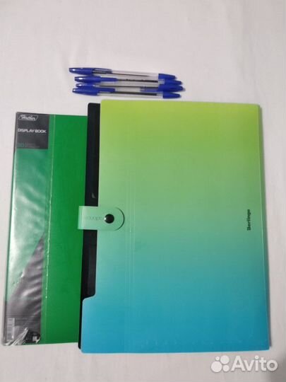 Папки и ручки