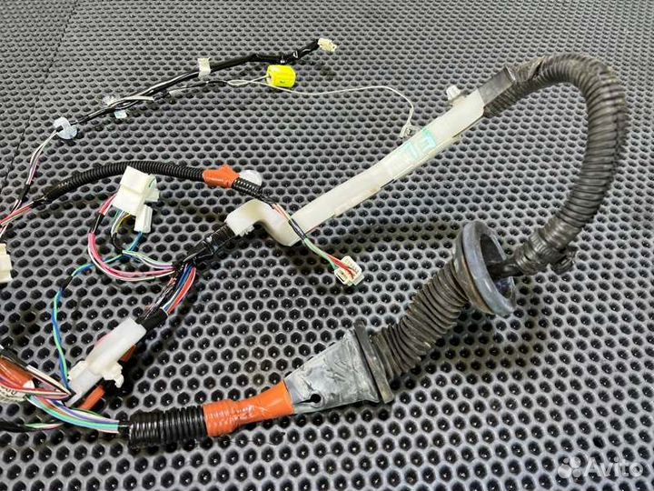 Проводка двери лев. перед. Toyota Venza