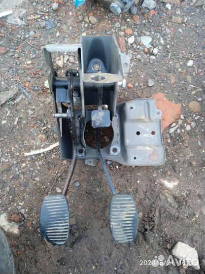 Fiat Albea, педальный узел