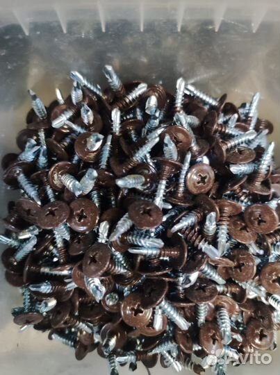 Саморезы п/ш острые, сверло RAL 8017,8024.заклепки