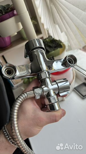 Смеситель для ванны с душем