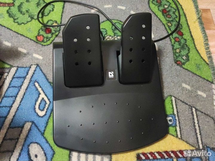 Игровой руль с педалями и коробкой передач