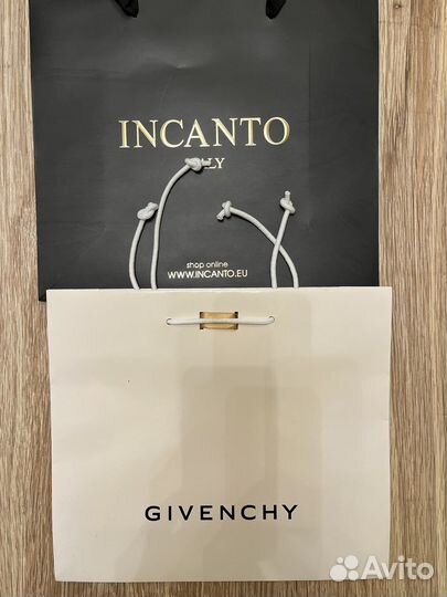 Пакет подарочный брендовый