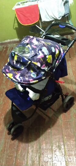 Прогулочная коляска