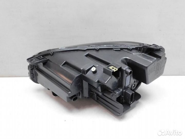 Фара правая Geely Atlas Pro