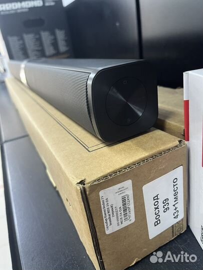 Новый саундбар Xiaomi Redmi TV