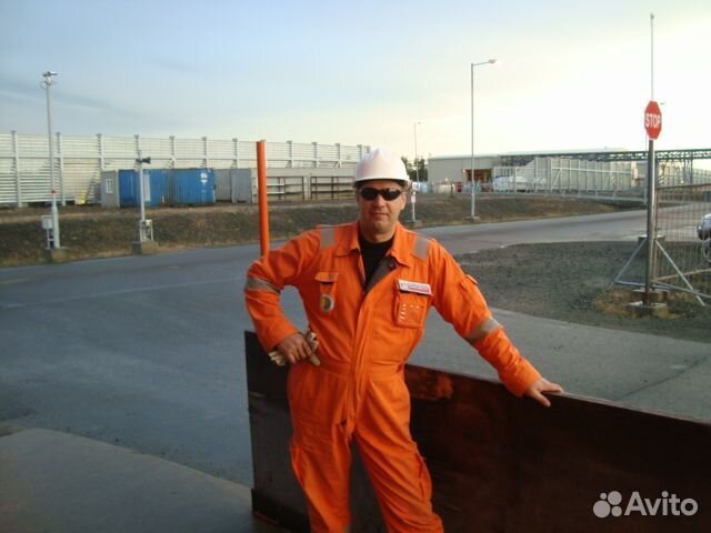 Охранник 4\6разряд рост 190 вахта