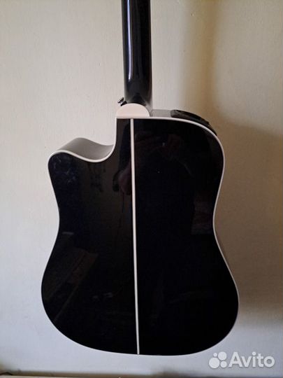 Электроакустическая гитара Takamine SW 341 SC