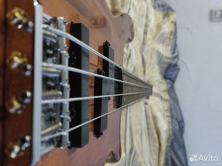 Бас гитара Washburn T-14 Taurus