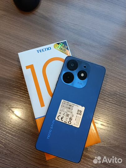 TECNO Spark 10 Pro, 8/128 ГБ
