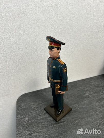 Фигурка из хлеба (Подполковник)