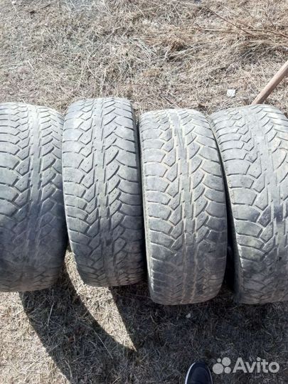 Cooper Discoverer M+S 235/65 R17