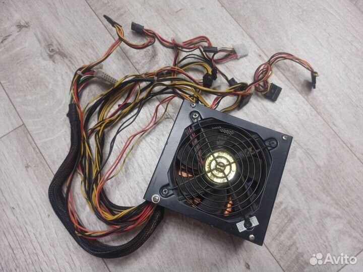 Блок питания 600w coolermaster