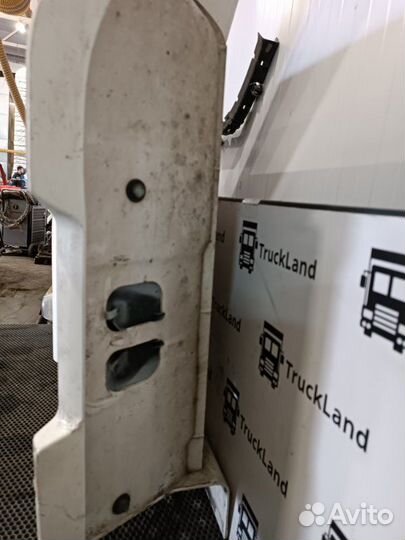 Корпус подножки правый Man Tgx