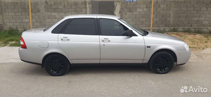 Салон на приору