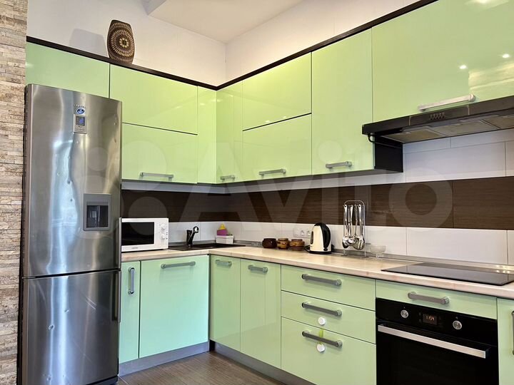 3-к. квартира, 115 м², 2/9 эт.